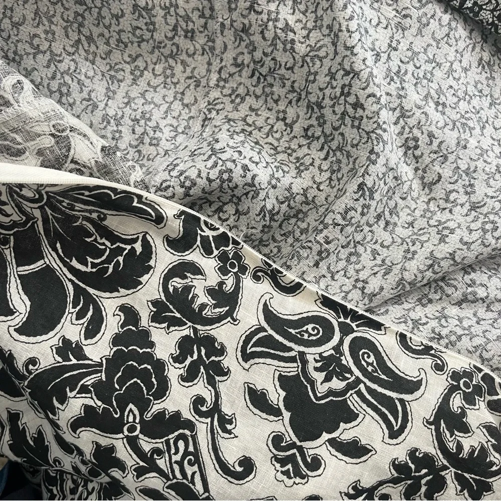 Ethan Allen,  100% linen,Elegant Black and White Floral Bedding Set